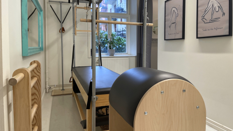 Pilates Via Studio Odenplan Cadillac och Ladder Barrel