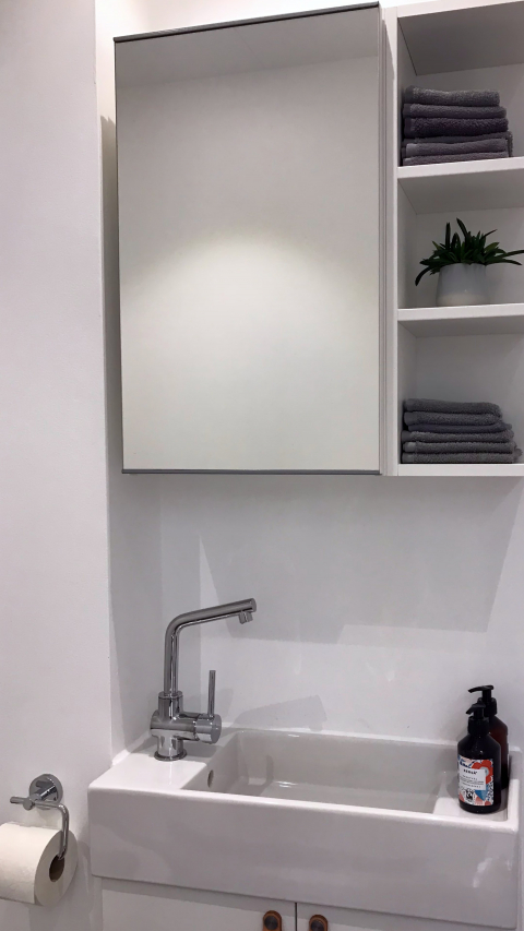 Studio Haga WC 1